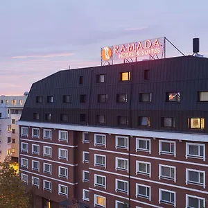 Ramada & By Wyndham North Hotel Bucarest